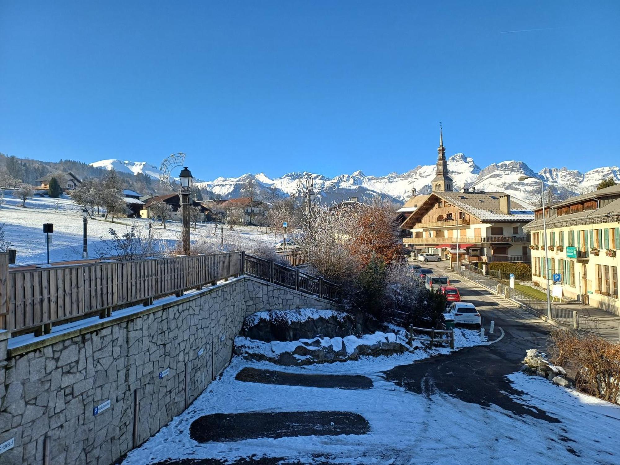 Chalet Mont-Blanc Комблу Экстерьер фото