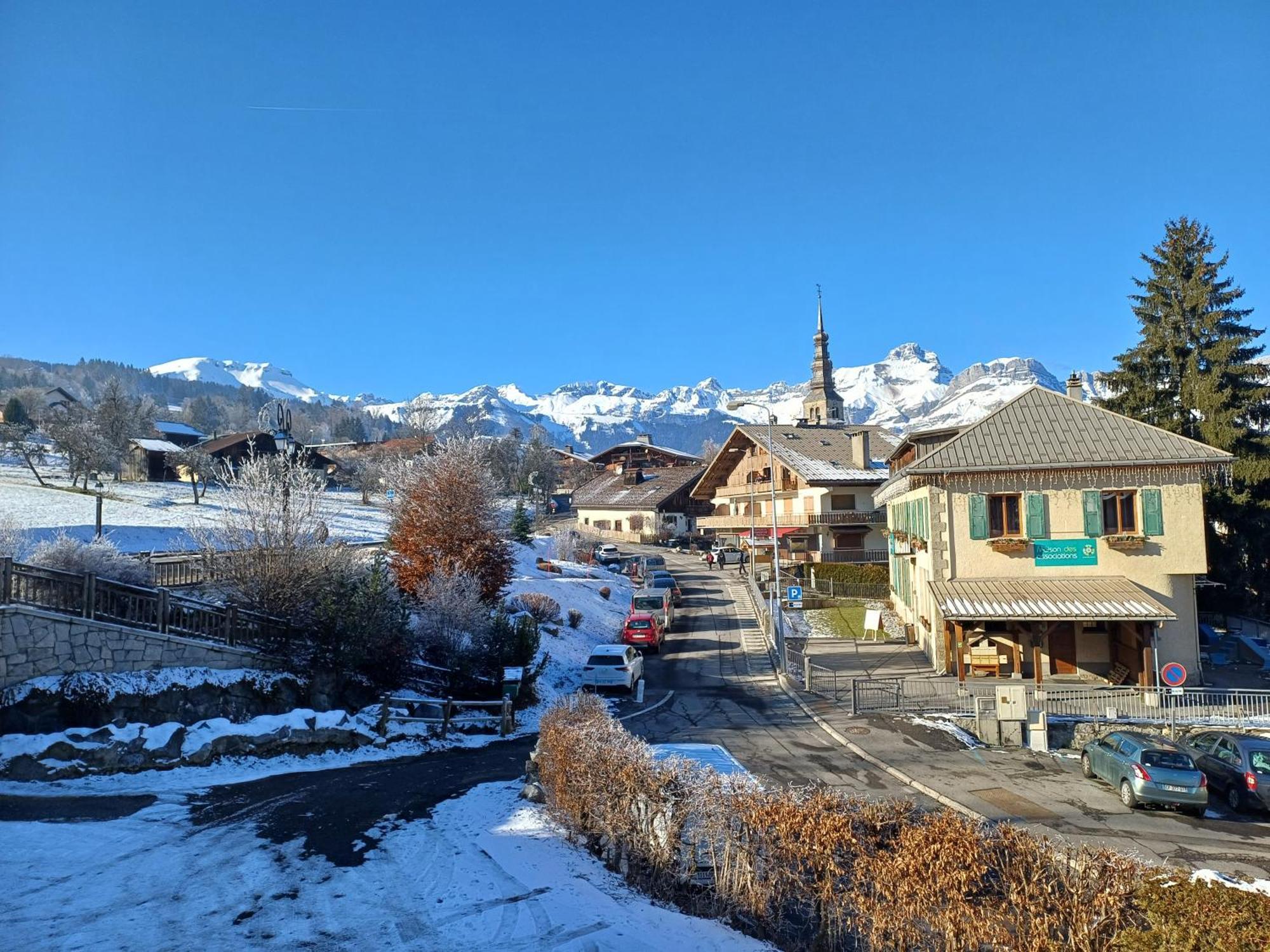 Chalet Mont-Blanc Комблу Экстерьер фото
